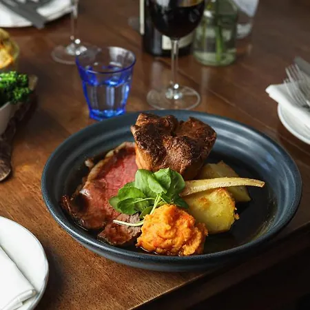 The Bruce Arms 4* West Tanfield