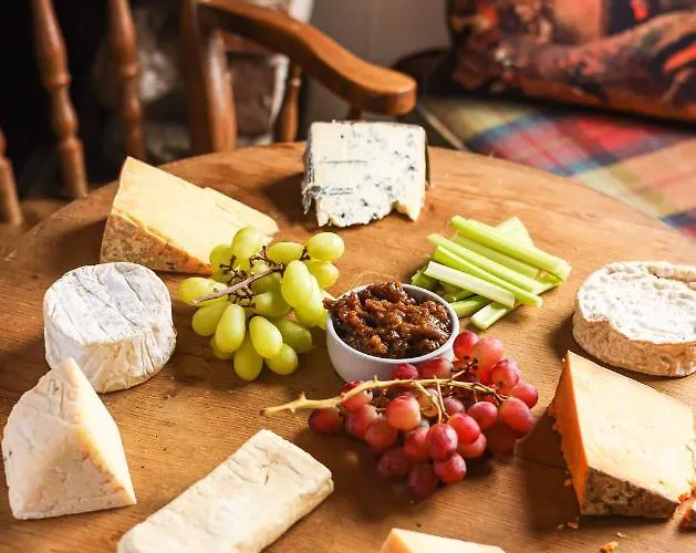 The Bruce Arms Inn 4*