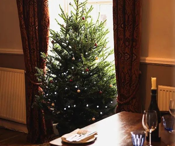 Inn The Bruce Arms West Tanfield