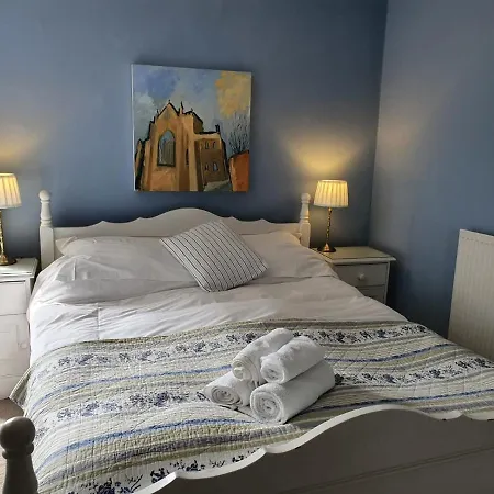 The Bruce Arms بيت ريفي