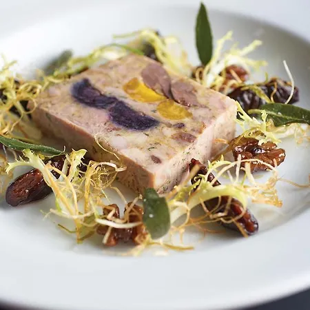 The Bruce Arms بيت ريفي 4*